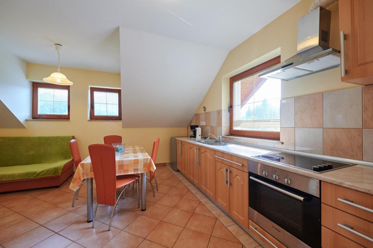 Villa Tourist Farm Kolar à Ljubno Extérieur photo