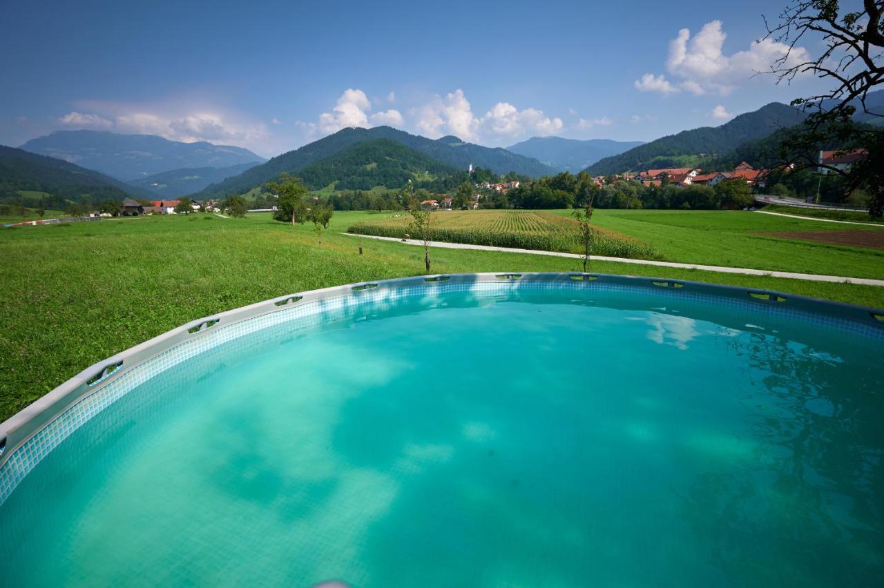 Villa Tourist Farm Kolar à Ljubno Extérieur photo