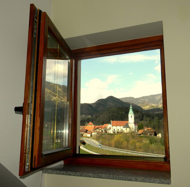 Villa Tourist Farm Kolar à Ljubno Extérieur photo