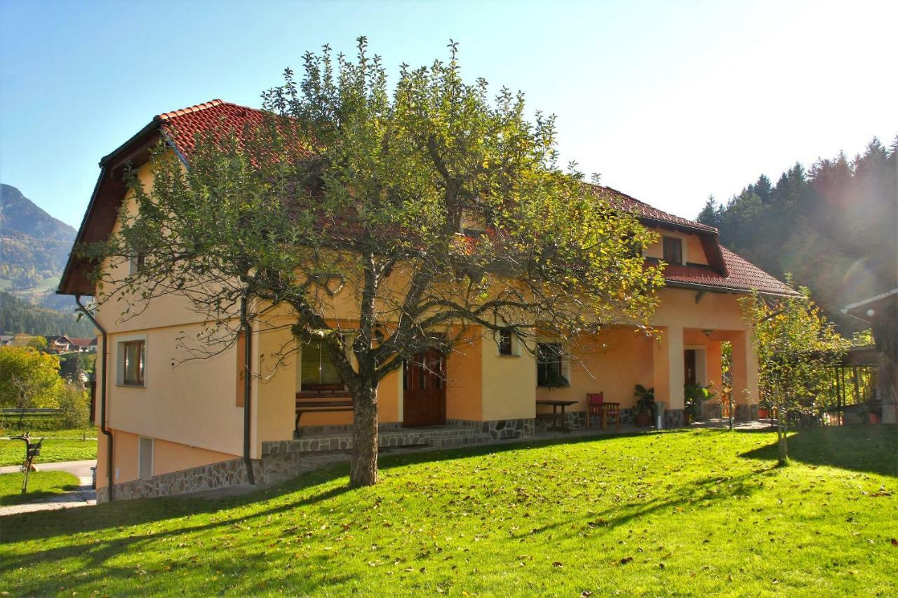 Villa Tourist Farm Kolar à Ljubno Extérieur photo